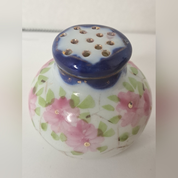 Salt & Pepper Shaker Flower Wild Rose Pink Porcelain Glass Round Antique Vintage - Picture 5 of 5